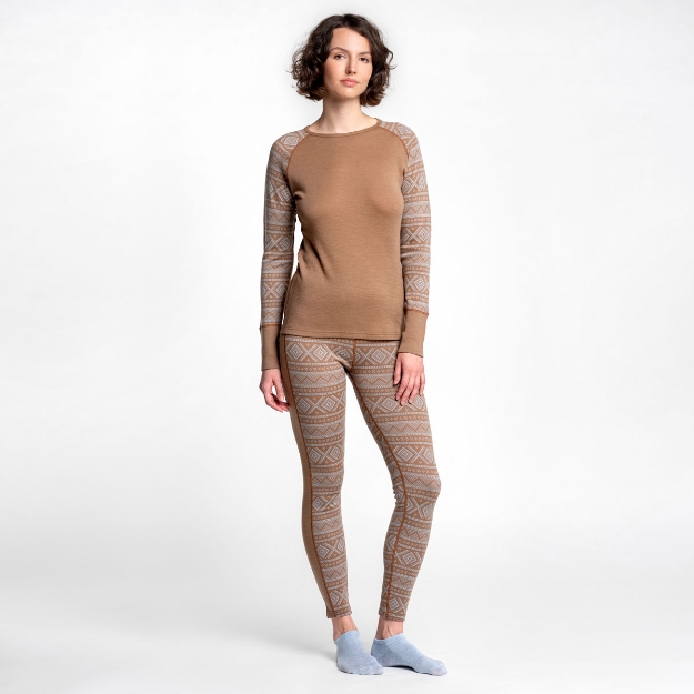 ASTRID ULLSETT MED TRØYE OG LONGS Beige XS